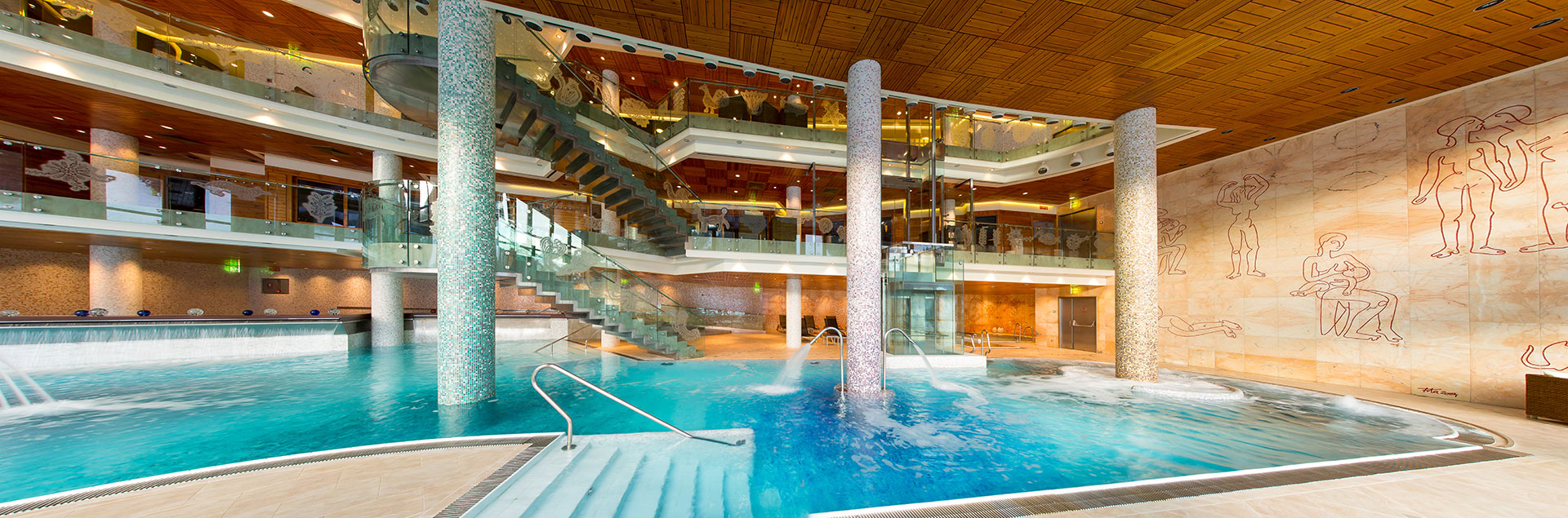 gran spa dentro de un hotel a pie de pistas de soldeu