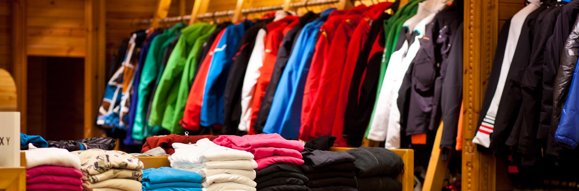 tienda de esquí a pie de pistas de soldeu